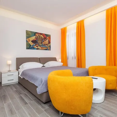 Apartment Peragro - Uti *